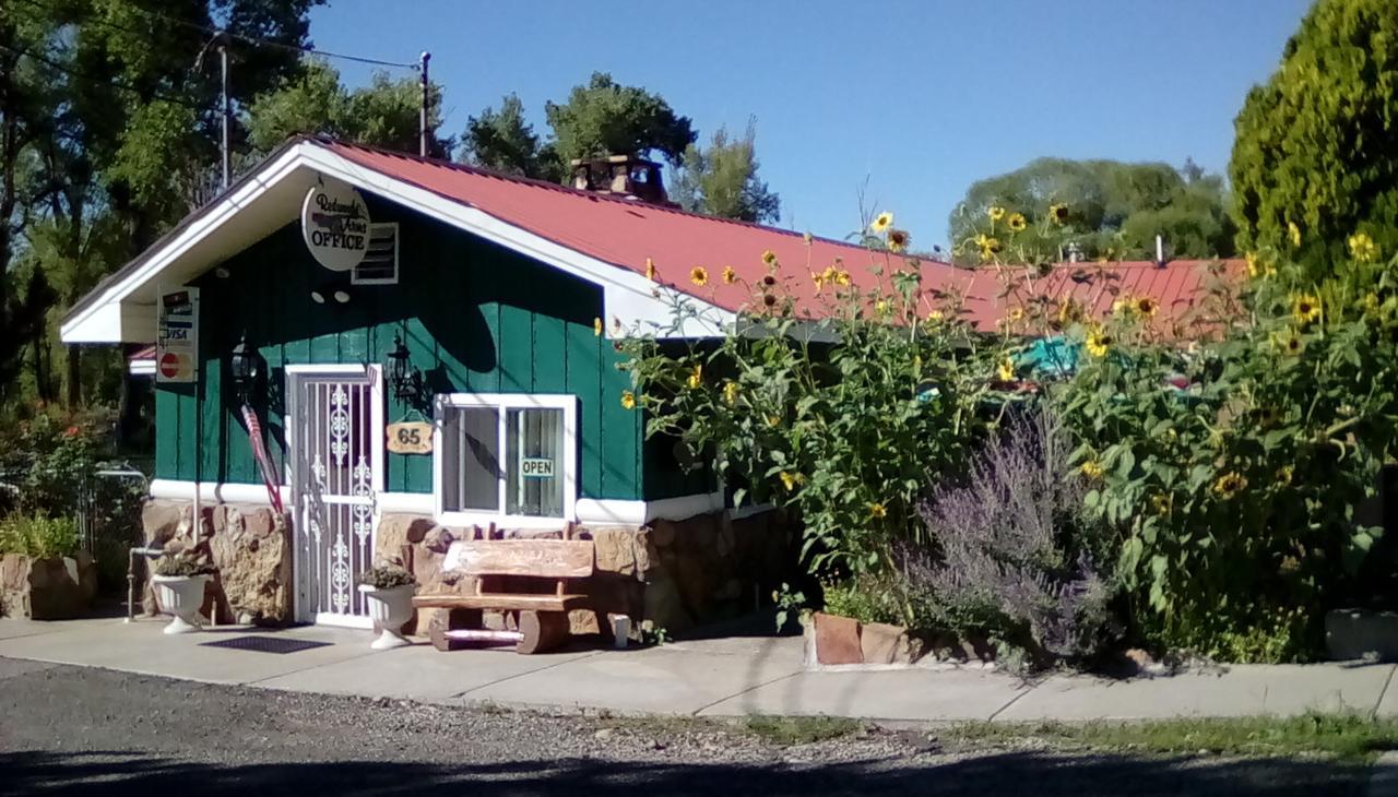 Redwood Arms Motel Paonia Esterno foto