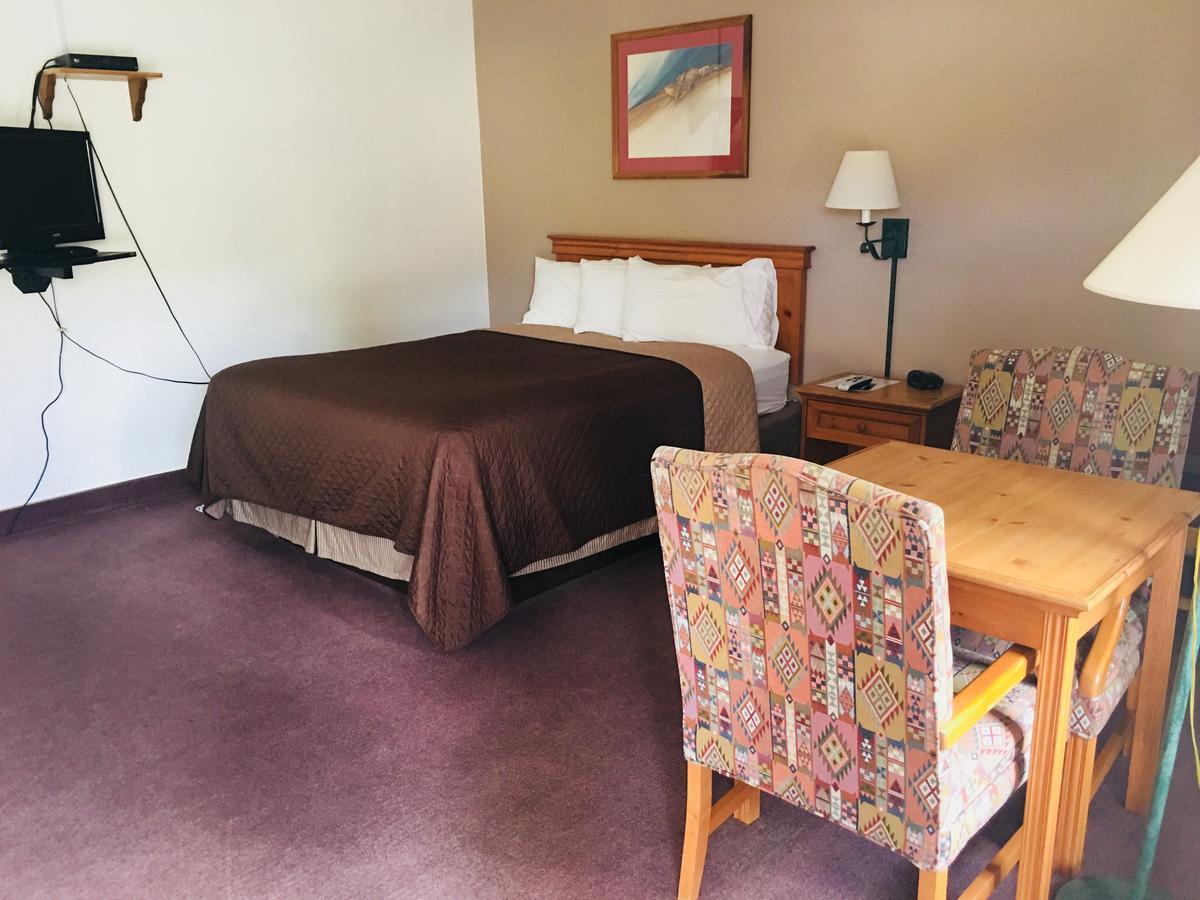 Redwood Arms Motel Paonia Esterno foto